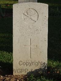 Salonika (Lembet Road) Military Cemetery - White, Roland